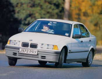 BMW 316i Saloon [UK-spec] (E36) '1991–96