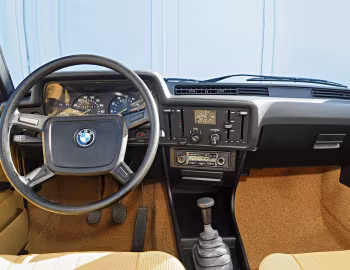 Тарпеда BMW 318 Coupe (E21) '1975–80