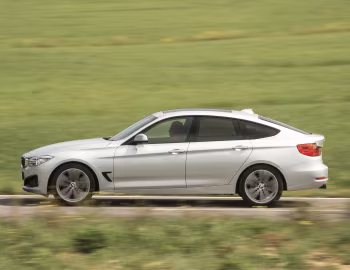 BMW 318d Gran Turismo Sport Line [UK-spec] (F34) '2013–16