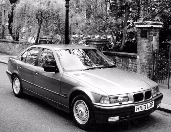 BMW 318i Saloon [UK-spec] (E36) '1991–96