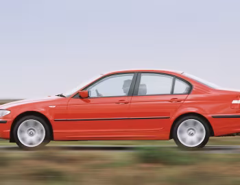 BMW 318i [UK-spec] (E46/4) '09.2001–01.2005