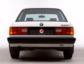 BMW 318i Sedan [UK-spec] (E30) '01.1986–11.1991