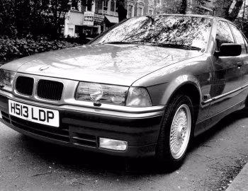 BMW 318i Saloon [UK-spec] (E36) '1991–96