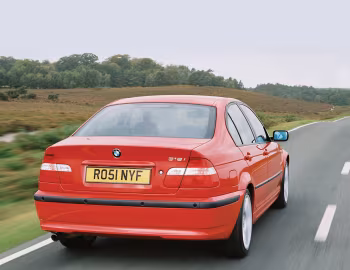 BMW 318i [UK-spec] (E46/4) '09.2001–01.2005