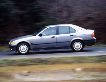 BMW 318i Sedan [Worldwide] (E36) '07.1990–09.1996