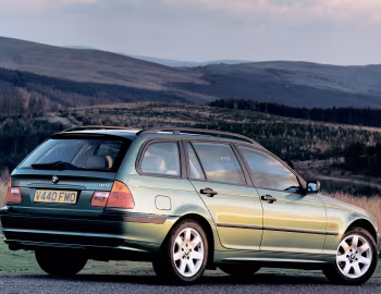 BMW 318i Estate [UK-spec] (E46) '1999–2001