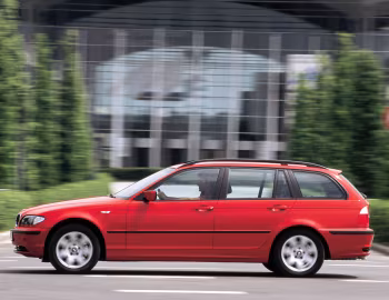 BMW 318i Touring [Worldwide] (E46) '2001–05