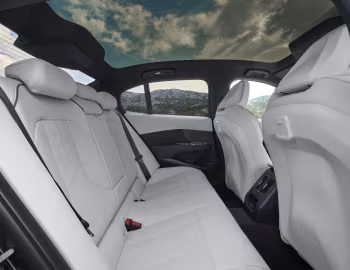 Интерьер BMW 320 [Worldwide] (G50) '2026