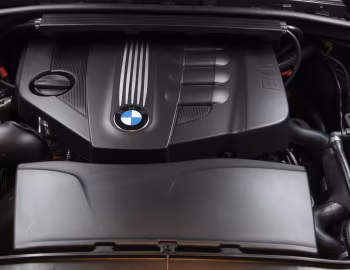Bajo el capó BMW 320d Coupe [Australia] (E92) '2010–13