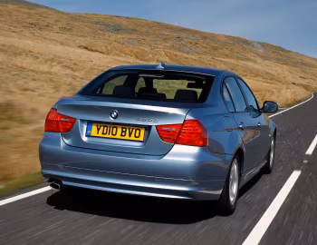 BMW 320d EfficientDynamics Edition [UK-spec] (E90) '2009–11