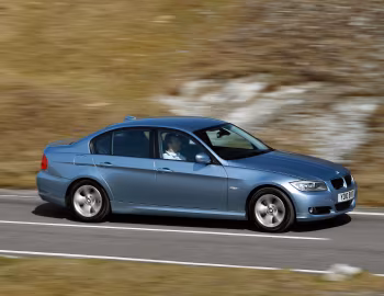 BMW 320d EfficientDynamics Edition [UK-spec] (E90) '2009–11