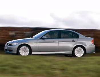 BMW 320d Sedan [UK-spec] (E90) '2005–08