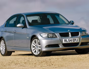 BMW 320d Sedan [UK-spec] (E90) '2005–08