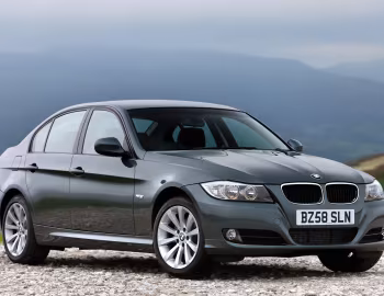 BMW 320d Sedan [UK-spec] (E90) '2008–11