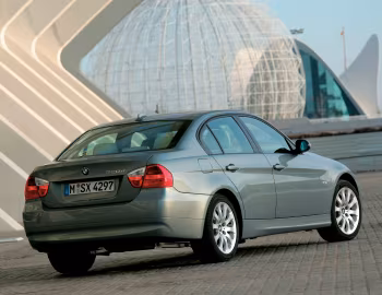 BMW 320d Sedan [Worldwide] (E90) '2005–08