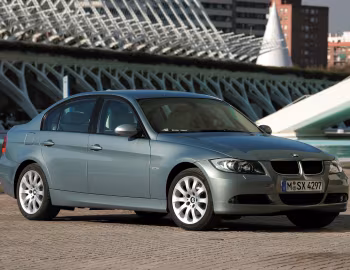 BMW 320d Sedan [Worldwide] (E90) '2005–08
