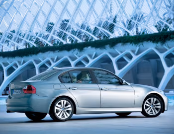 BMW 320d Sedan [Worldwide] (E90) '2005–08
