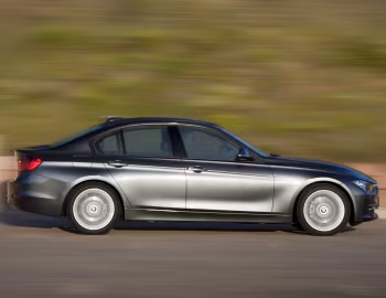 BMW 320d Sedan Modern Line [South Africa] (F30) '03.2012–15
