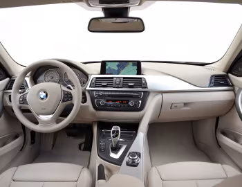 Panel frontal BMW 320d Sedan Modern Line AT [Worldwide] (F30) '2012–15