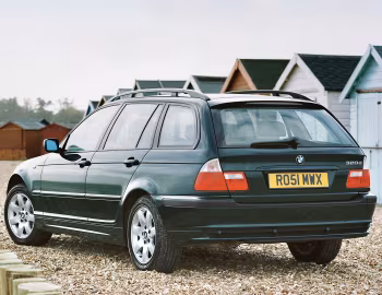 BMW 320d Touring [UK-spec] (E46) '2001–05