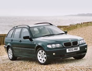 BMW 320d Touring [UK-spec] (E46) '2001–05