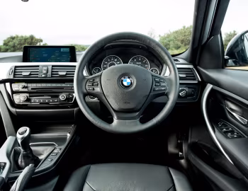 Panel frontal BMW 320d xDrive SE [UK-spec] (F30) '2015–19