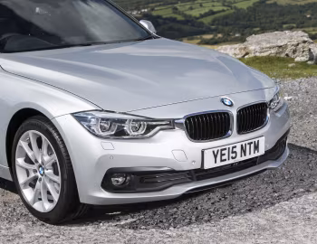 BMW 320d xDrive SE [UK-spec] (F30) '2015–19