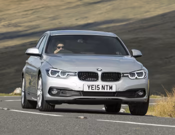 BMW 320d xDrive SE [UK-spec] (F30) '2015–19