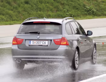 BMW 320d xDrive Touring (E91) '2008–12