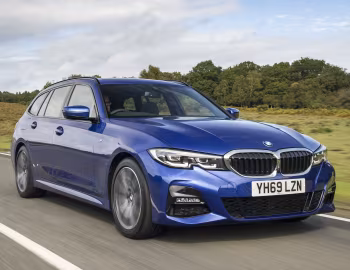 BMW 320d xDrive Touring M Sport [UK-spec] (G21) '2019–22