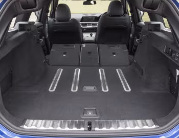 Coffre BMW 320d xDrive Touring M Sport [UK-spec] (G21) '2019–22