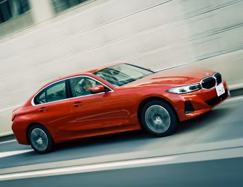 BMW 320i [Japan] (G20) '2023–pr.