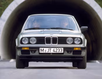 BMW 320i Coupe [Worldwide] (E30) '1982–91
