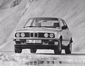BMW 320i Coupe [Worldwide] (E30) '1982–91
