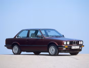BMW 320i Coupe [Worldwide] (E30) '1982–91