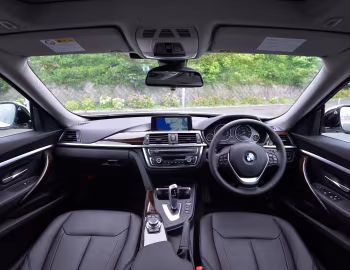 Panel frontal BMW 320i Gran Turismo Luxury Line [Japan] (F34) '2013–16