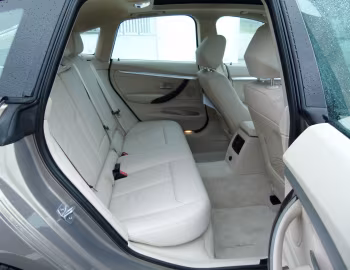 Interior BMW 320i Gran Turismo Modern Line [Japan] (F34) '2013–16