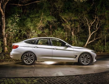BMW 320i Gran Turismo Sport Line [Australia] (F34) '2013–16