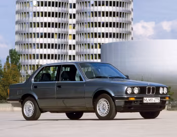 BMW 320i Sedan (E30) '1982–91