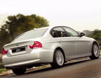 BMW 320i Sedan [South Africa] (E90) '2005–08
