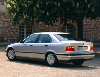 BMW 320i Sedan [Worldwide] (E36) '09.1990–09.1996