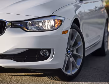 2014–15 BMW 320i Sedan [North America] (F30) '2013–15