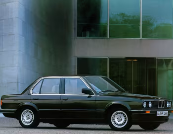 BMW 320i Sedan (E30) '1982–91