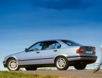 BMW 320i Sedan [Worldwide] (E36) '09.1990–09.1996