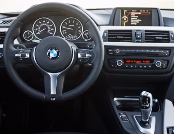 Panel frontal 2014–15 BMW 320i Sedan [North America] (F30) '2013–15