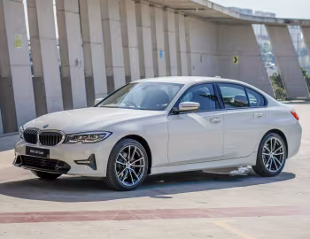 BMW 320i Sport Line [Malaysia] (G20) '2020–pr.