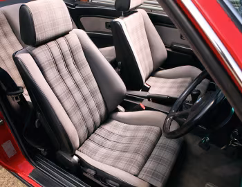 Interior BMW 325i Cabrio [UK-spec] (E30) '1986–93