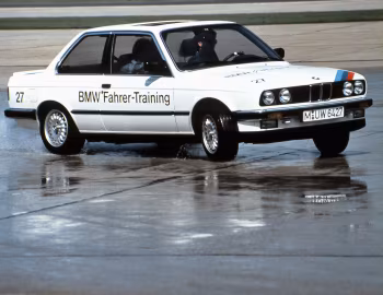 BMW 325i Coupe [Worldwide] (E30) '1983–91