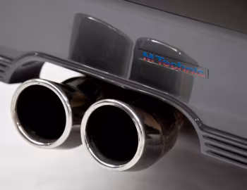 BMW 325i Coupe M-Technik [UK-spec] (E30) '1984–91