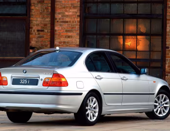 BMW 325i [South Africa] (E46/4) '2001–05